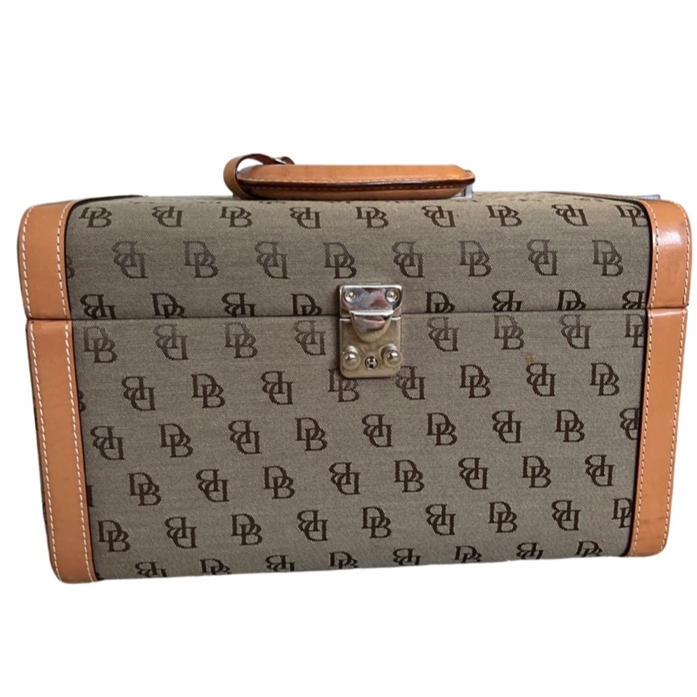 *AUTHENTIC VINTAGE DOONEY & BOURKE TRAIN CASE*
